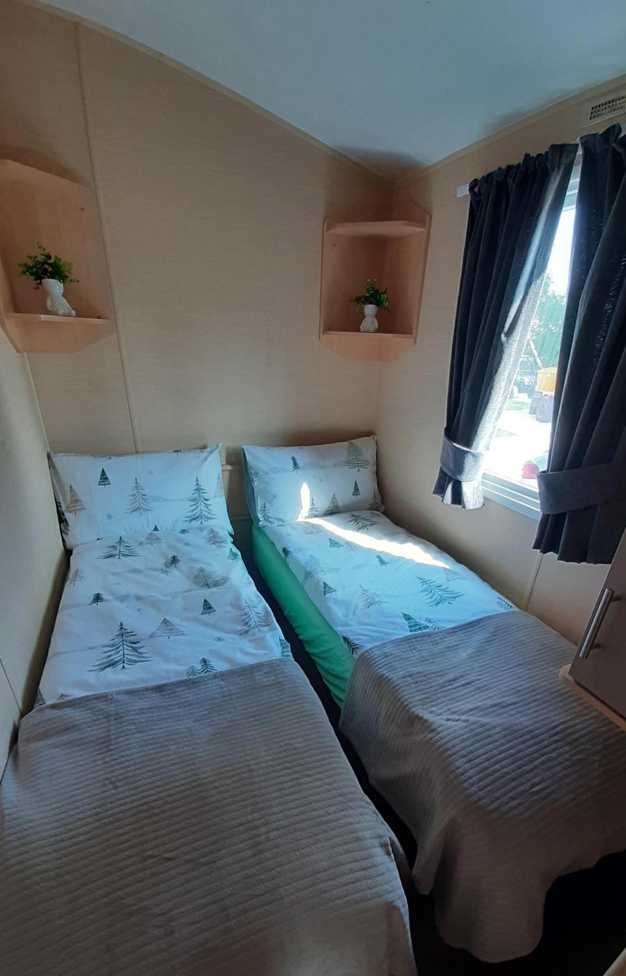 فندق The Salsa, 38 Sunset View Crowle  المظهر الخارجي الصورة